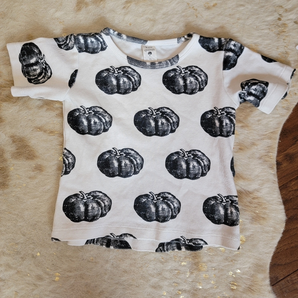 Pumpkin Kate Quinn NWOT